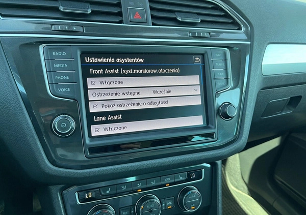 Volkswagen Tiguan cena 86900 przebieg: 91210, rok produkcji 2017 z Wschowa małe 742